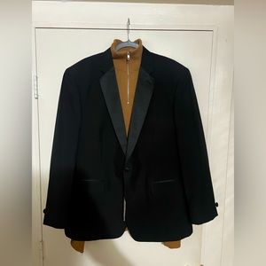 New coat and turtleneck with zipper size 44R (coat) size large (turtleneck)